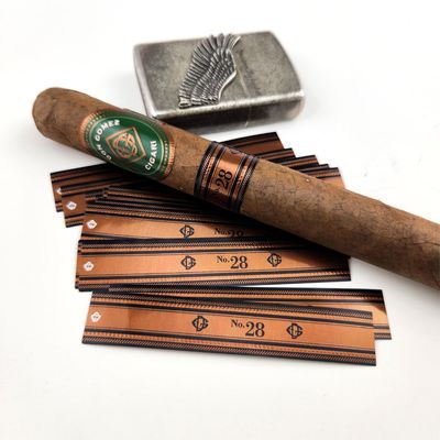 Giá tốt. Custom Printed Cigar Ring Glossy Lamination Embossed Waterproof Cigar Band Sticker Label for Cigar trực tuyến