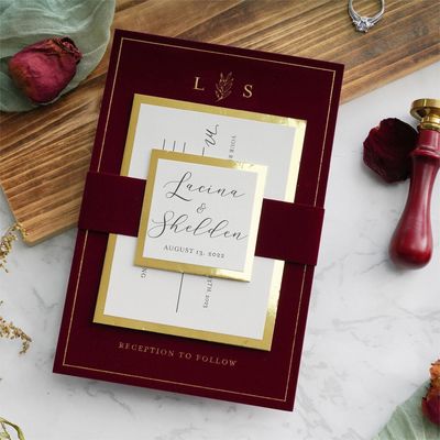Giá tốt. Thẻ mời đám cưới Burgundy Velvet Envelope Gold Foil Print Velvet Thẻ mời đám cưới trực tuyến